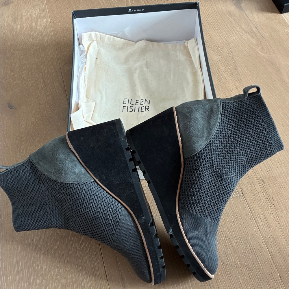 Eileen Fisher Amos, London, gray knit wedge ankle boots with box & dust bag - Picture 4 of 5